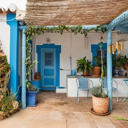 Altido Splendid Family House With Pool And Patio